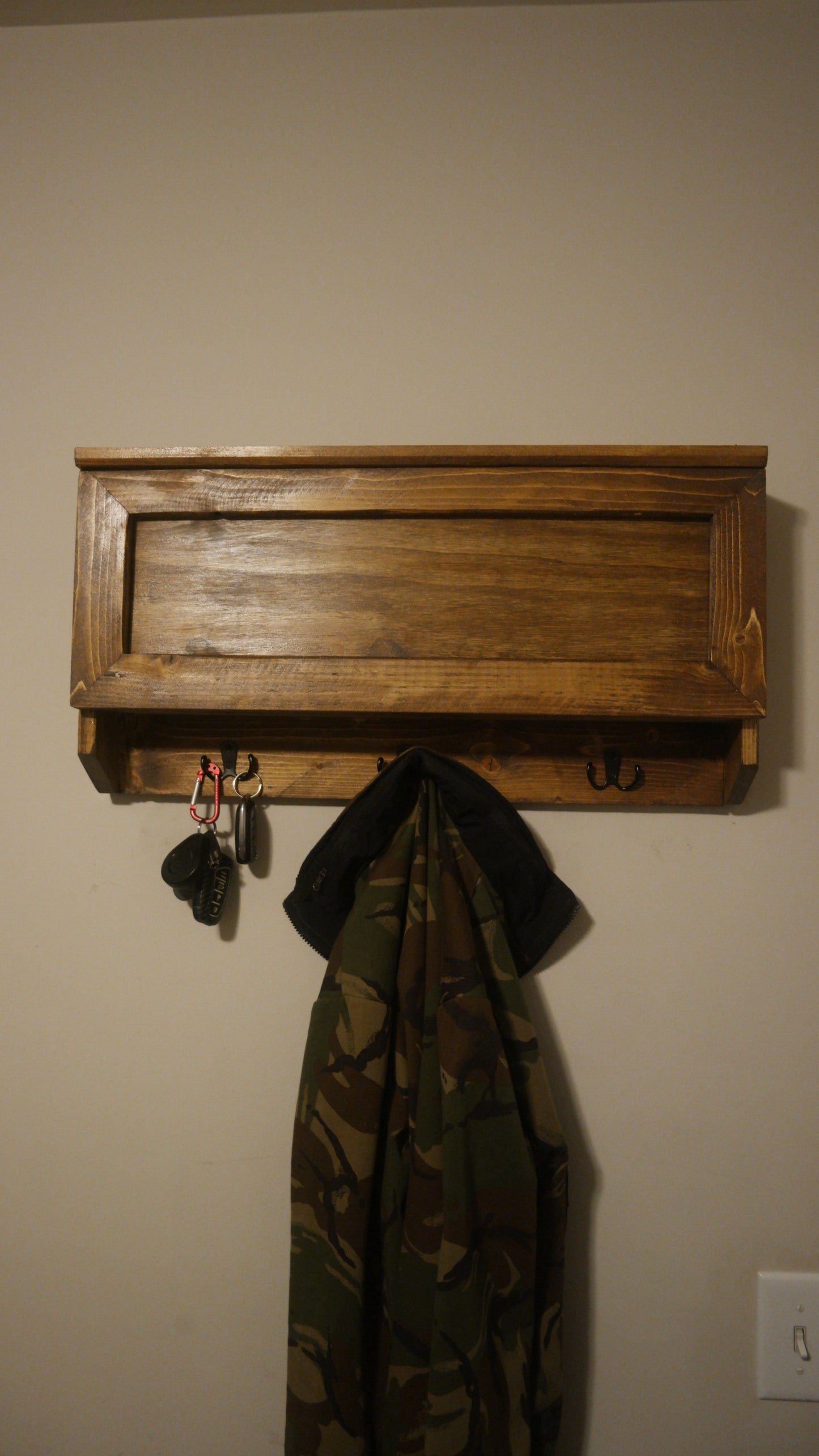 Entry Key Holder With Concealment Cabinet. Coat Rack With Hidden Gun Compartment. Self-Locking System. Gun Box