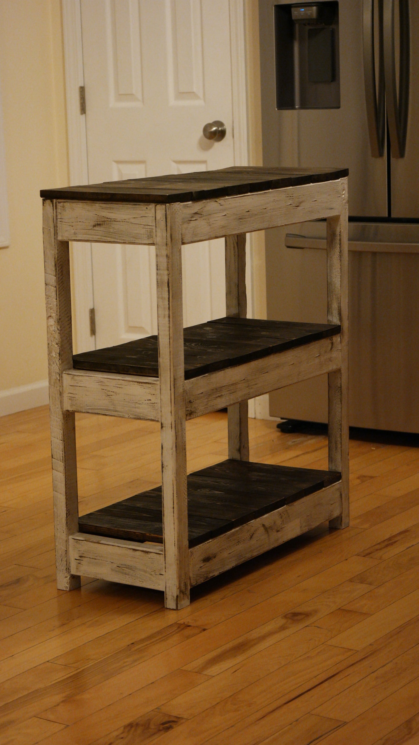 Mini Kitchen Island - Farmhouse Style